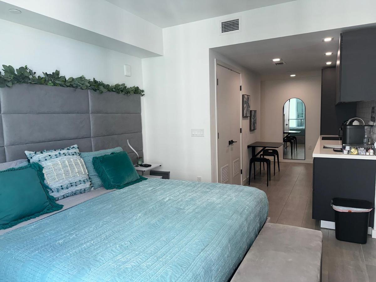 Comfortable Studio With King Bed And Queen Sofa-Bed Miami Luaran gambar